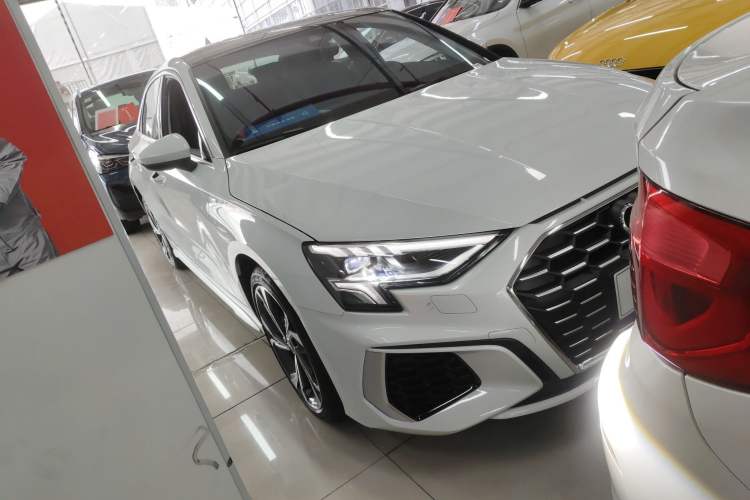 Used Audi A3 2022 A3L Limousine 35 TFSI Luxury Sport Edition Front Right 45 Deg