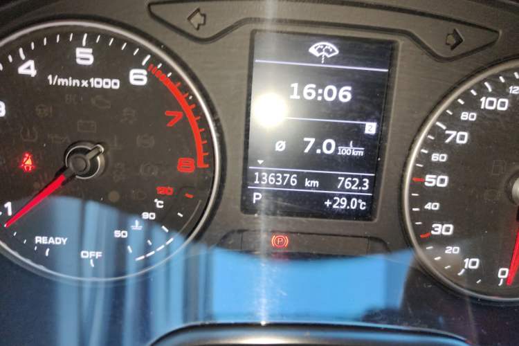 Used Audi A3 2018 30th Anniversary Edition Limousine 35 TFSI Style Model Odometer Close Up