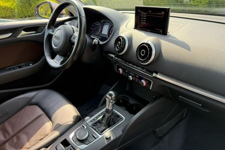 Used Audi A3 2016 Sportback 40 TFSI Style Edition Interior 4