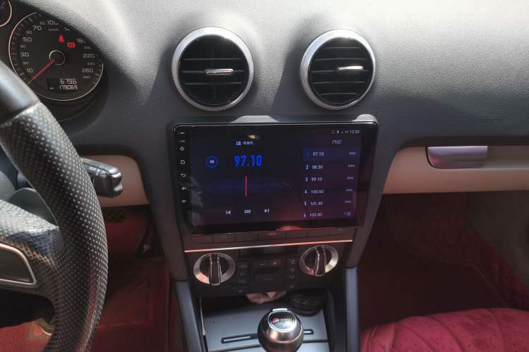 Used Audi A3 2010 Sportback 1.8T Luxury Model Audio And AC Panel