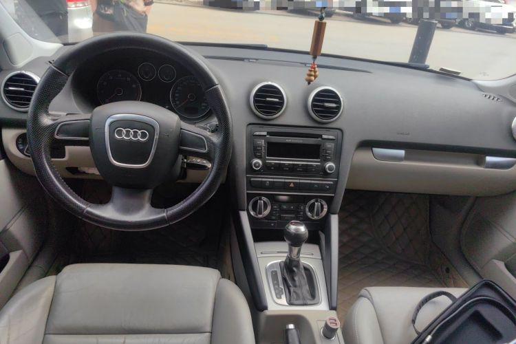 Used Audi A3 2010 Sportback 1.4T Luxury Model Center Console