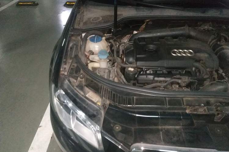 Used Audi A3 2010 Sportback 1.8T Luxury Model Engine Bay Right