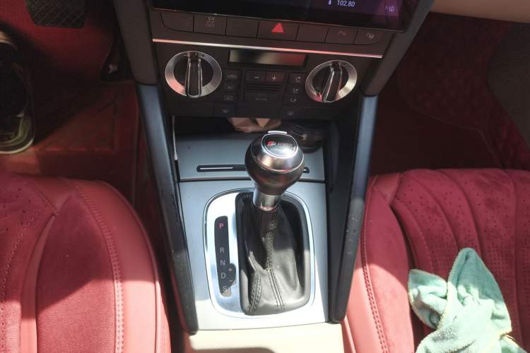 Used Audi A3 2010 Sportback 1.8T Luxury Model Gear Lever