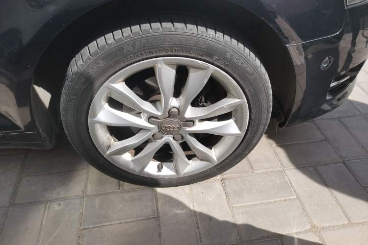 Used Audi A3 2010 Sportback 1.8T Luxury Model Right Front Wheel Hub