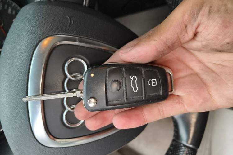 Used Audi A3 2010 Sportback 1.8T Luxury Model Vehicle Key