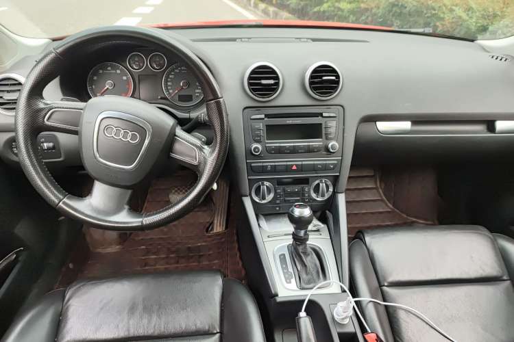 Used Audi A3 2010 Sportback 1.4T Luxury Model Center Console