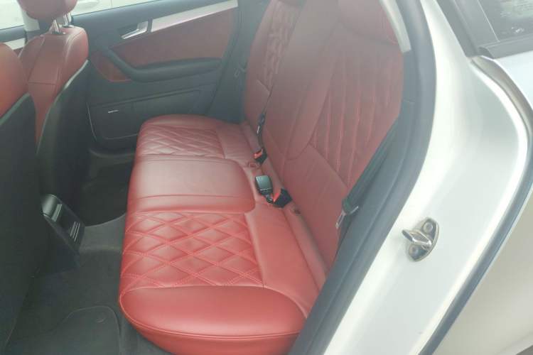Used Audi A3 2010 Sportback 1.4T Comfort Model Interior 4