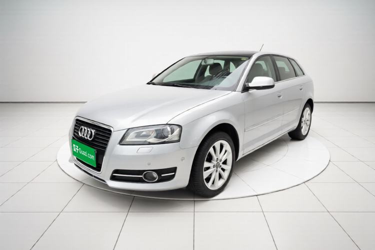 Audi A3 2010 Sportback 1.8T Luxury Model с пробегом Guazi used car, China used car export, Used car for sale, Used cars, Cheapest cars for sale