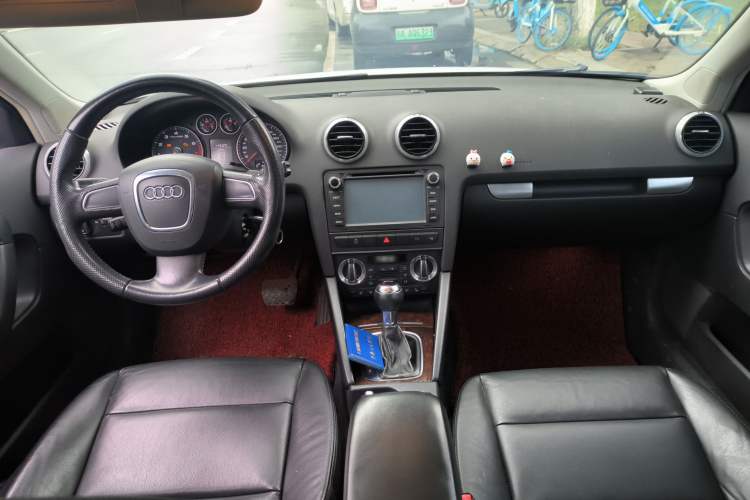 Used Audi A3 2010 Sportback 1.8T Prestige Edition Center Console
