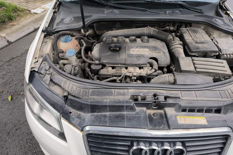 Used Audi A3 2010 Sportback 1.8T Prestige Edition Engine Bay Right