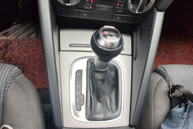 Used Audi A3 2010 Sportback 1.8T Luxury Model Gear Lever