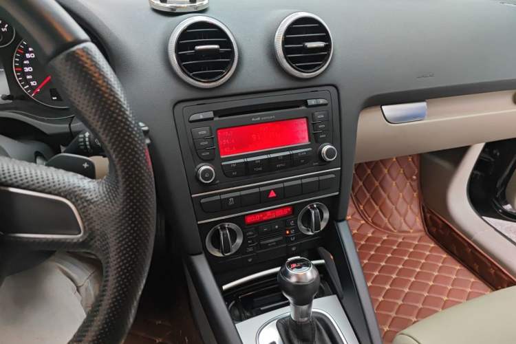 Used Audi A3 2012 Sportback 1.4T Comfort Model Audio And AC Panel