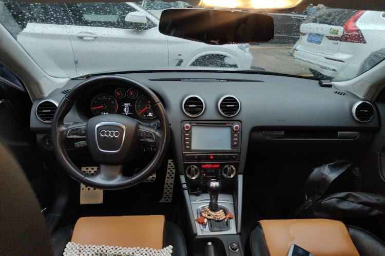Used Audi A3 2012 Sportback 1.8T Luxury Model Center Console