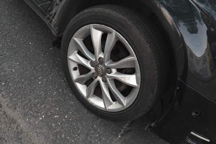 Used Audi A3 2012 Sportback 1.4T Luxury Model Right Front Wheel Hub