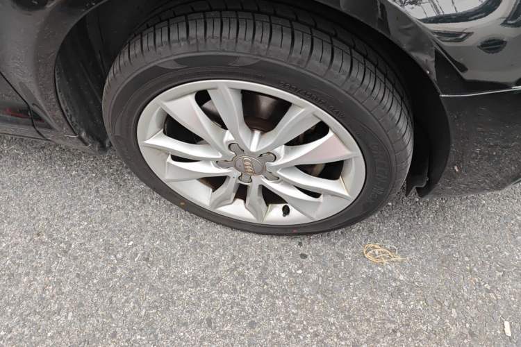 Used Audi A3 2012 Sportback 1.4T Comfort Model Right Front Wheel Hub