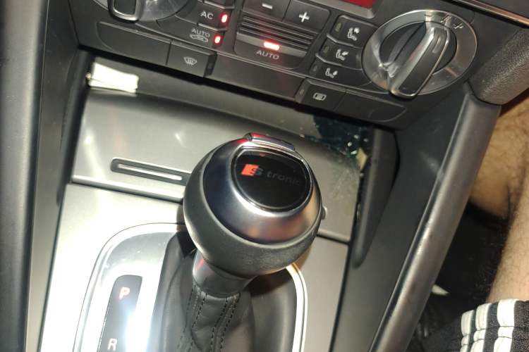 Used Audi A3 2012 Sportback 1.8T Luxury Model Gear Lever