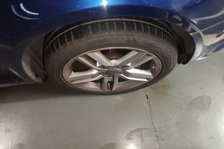 Used Audi A3 2012 Sportback 1.8T Luxury Model Right Front Wheel Hub
