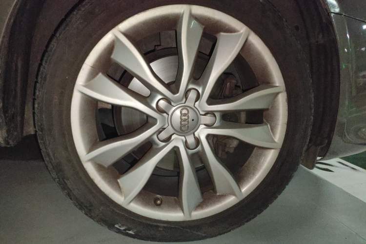 Used Audi A3 2012 Sportback 1.4T Comfort Model Right Front Wheel Hub