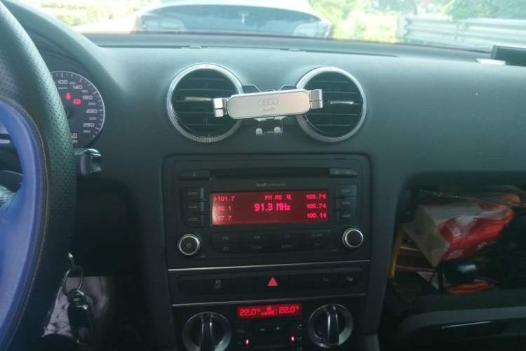 Used Audi A3 2012 Sportback 1.4T Luxury Model Audio And AC Panel