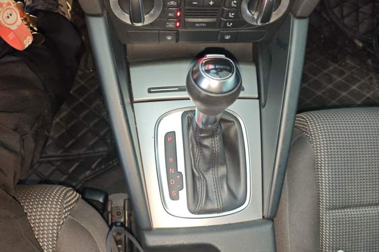 Used Audi A3 2012 Sportback 1.4T Comfort Model Gear Lever