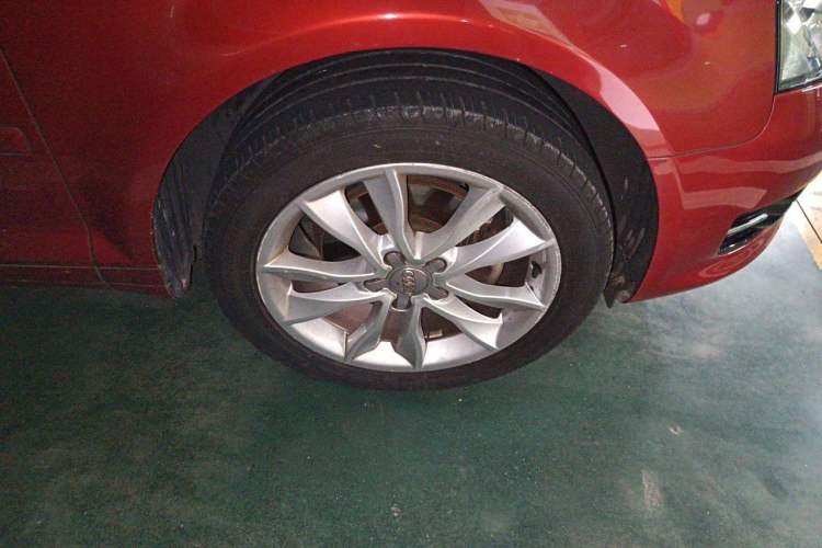 Used Audi A3 2012 Sportback 1.4T Comfort Model Right Front Wheel Hub