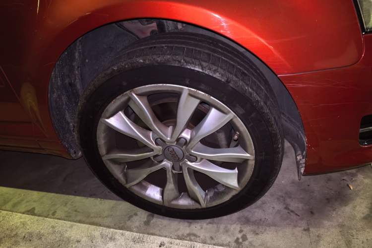 Used Audi A3 2012 Sportback 1.4T Comfort Model Right Front Wheel Hub