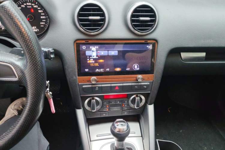 Used Audi A3 2012 Sportback 1.8T Luxury Model Audio And AC Panel