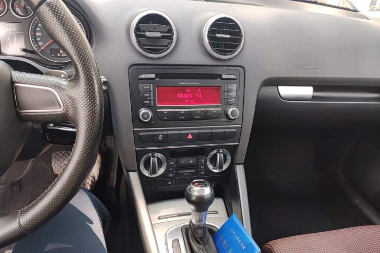 Used Audi A3 2012 Sportback 1.4T Comfort Model Audio And AC Panel