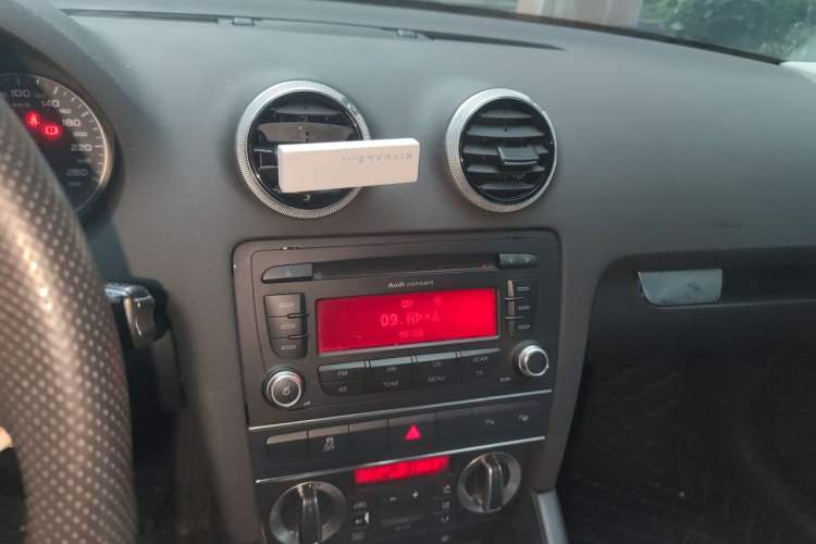Used Audi A3 2012 Sportback 1.8T Luxury Model Audio And AC Panel