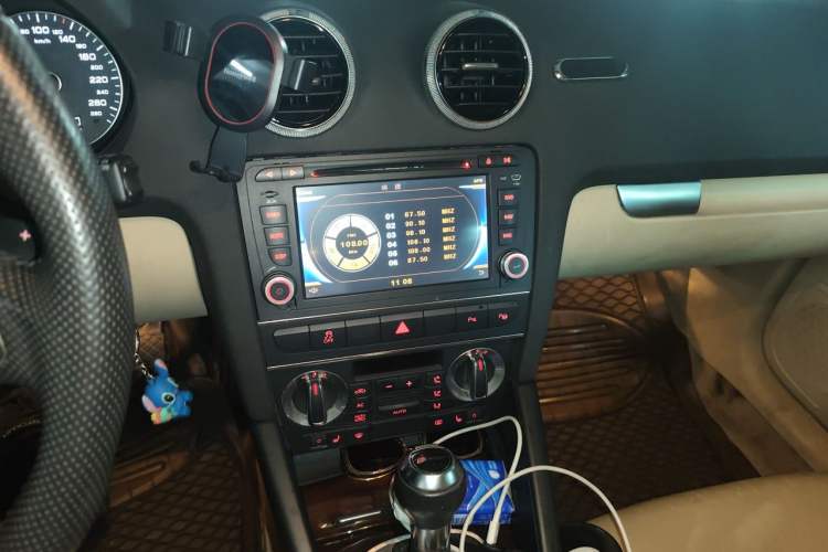 Used Audi A3 2012 Sportback 1.8T Prestige Edition Audio And AC Panel