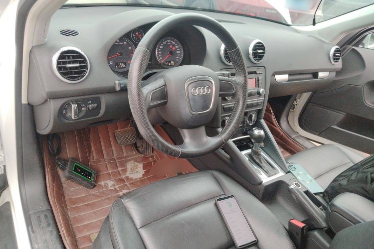 Used Audi A3 2012 Sportback 1.8T Prestige Edition Center Console