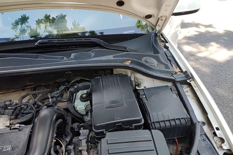 Used Audi A3 2012 Sportback 1.4T Comfort Model Engine Bay Left
