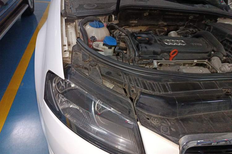 Used Audi A3 2012 Sportback 1.4T Comfort Model Engine Bay Right
