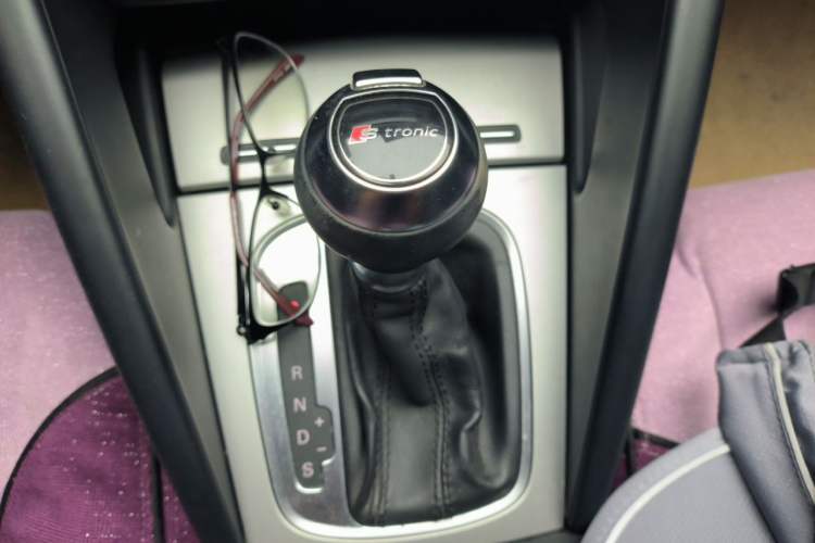 Used Audi A3 2012 Sportback 1.4T Luxury Model Gear Lever