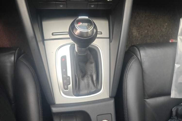 Used Audi A3 2012 Sportback 1.4T Luxury Model Gear Lever