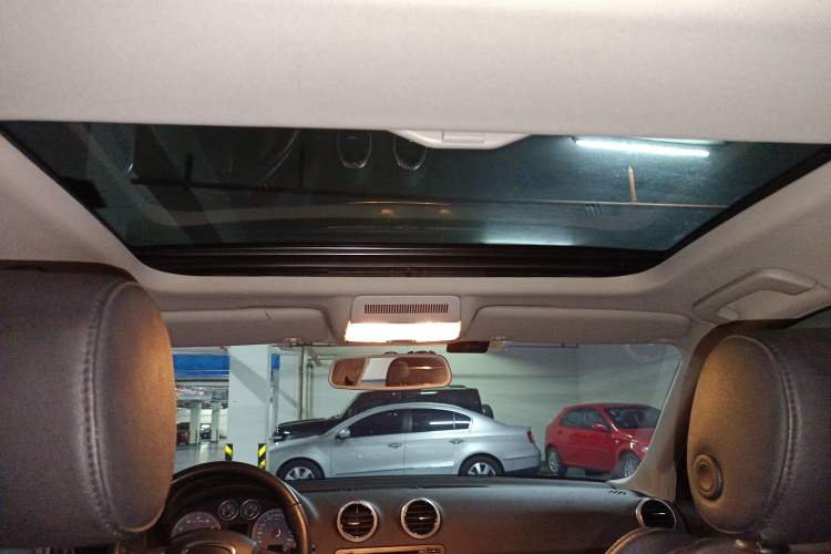 Used Audi A3 2012 Sportback 1.4T Comfort Model Headliner