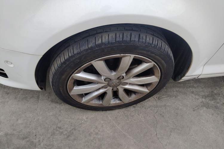 Used Audi A3 2012 Sportback 1.8T Prestige Edition Left Front Wheel Hub
