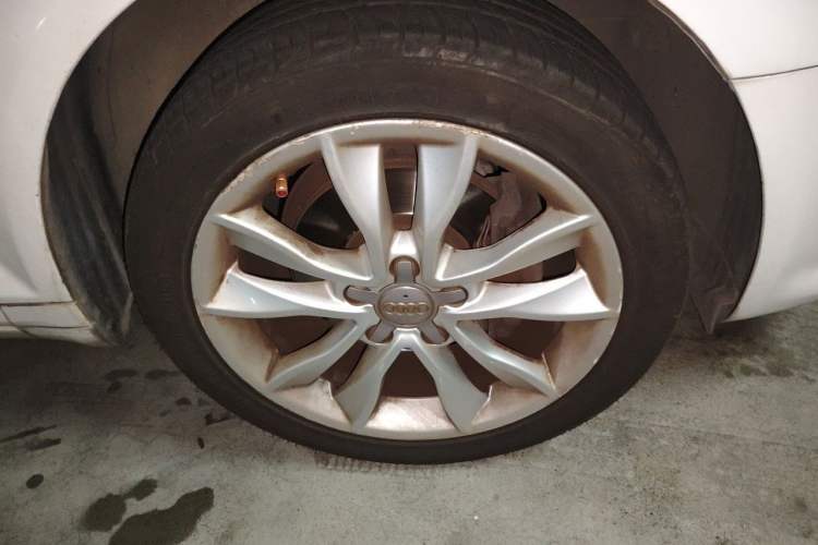 Used Audi A3 2012 Sportback 1.4T Comfort Model Right Front Wheel Hub