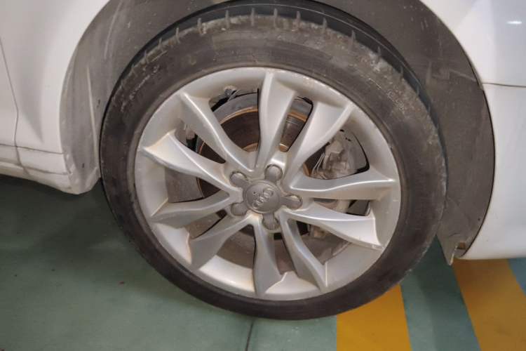 Used Audi A3 2012 Sportback 1.4T Technology Model Right Front Wheel Hub