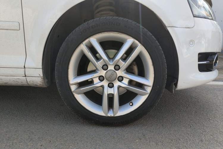 Used Audi A3 2012 Sportback 1.8T Luxury Model Right Front Wheel Hub