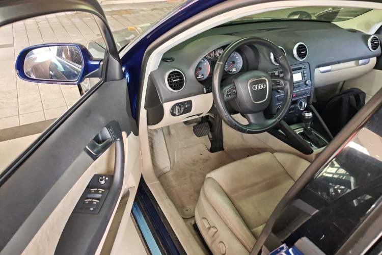 Used Audi A3 2013 Sportback 35 TFSI Luxury Model Driver Seat