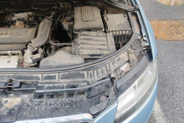 Used Audi A3 2013 Sportback 30 TFSI Comfort Model Engine Bay Left