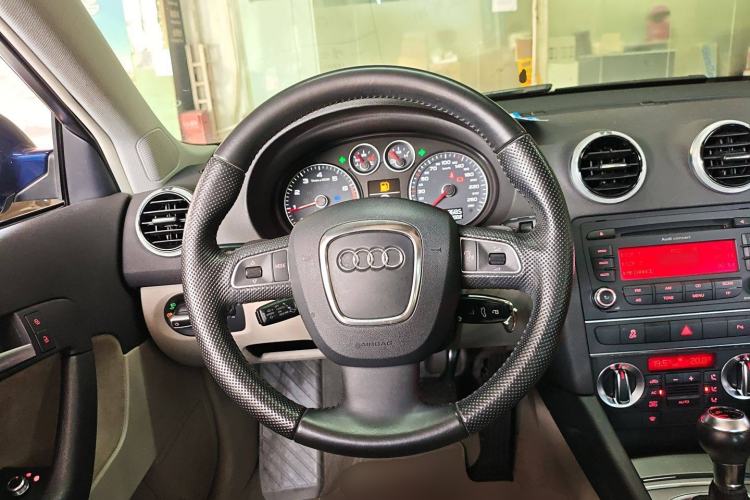 Used Audi A3 2013 Sportback 35 TFSI Luxury Model Steering Wheel