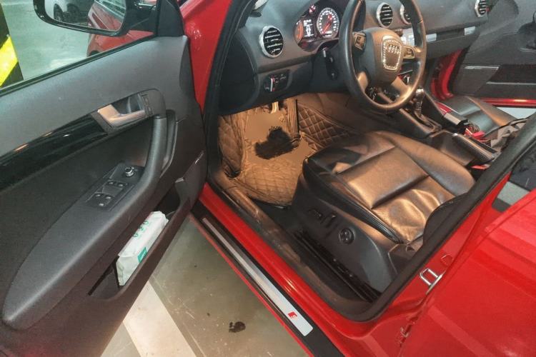 Used Audi A3 2013 Sportback 35 TFSI Prestige Edition Driver Seat