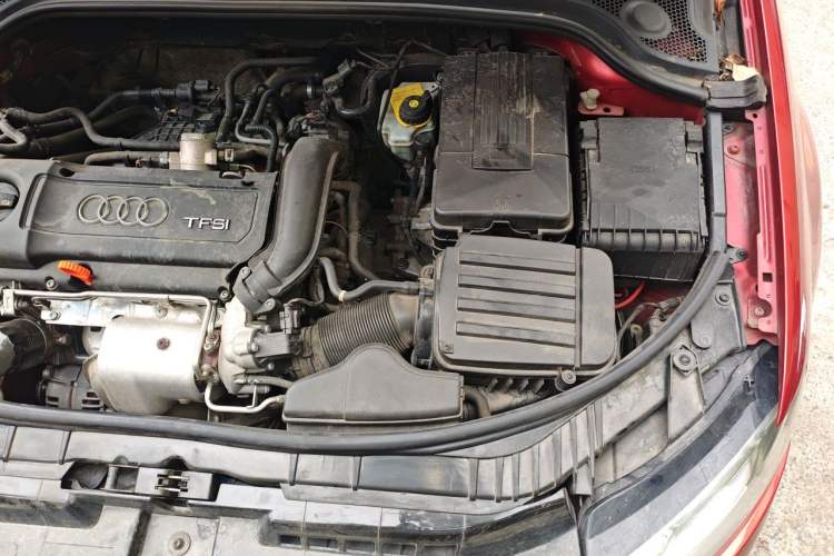 Used Audi A3 2013 Sportback 30 TFSI Technology Edition Engine Bay Left