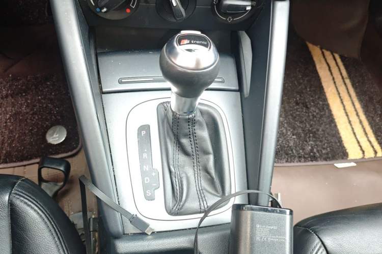 Used Audi A3 2013 Sportback 30 TFSI Technology Edition Gear Lever