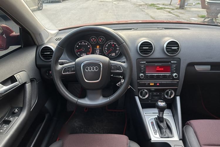 Used Audi A3 2013 Sportback 30 TFSI Comfort Model Interior 1