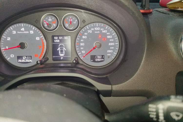 Used Audi A3 2013 Sportback 35 TFSI Prestige Edition Odometer Close Up