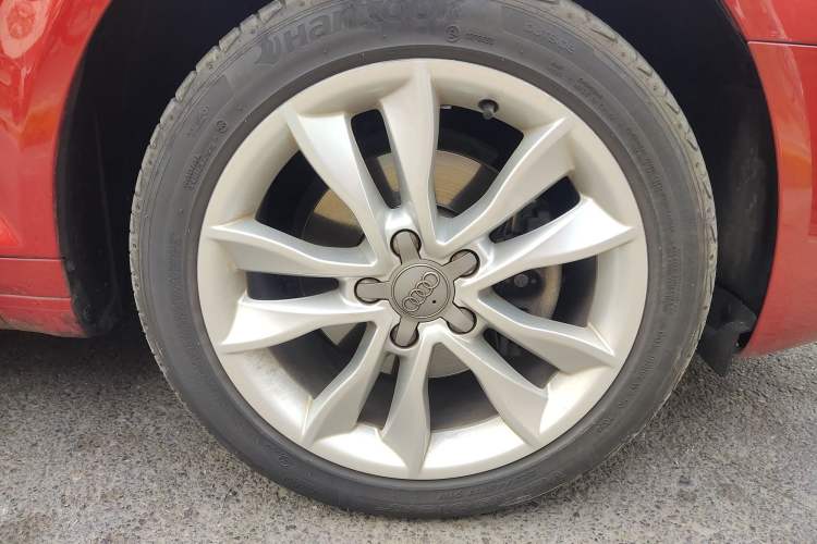 Used Audi A3 2013 Sportback 30 TFSI Comfort Model Right Front Wheel Hub