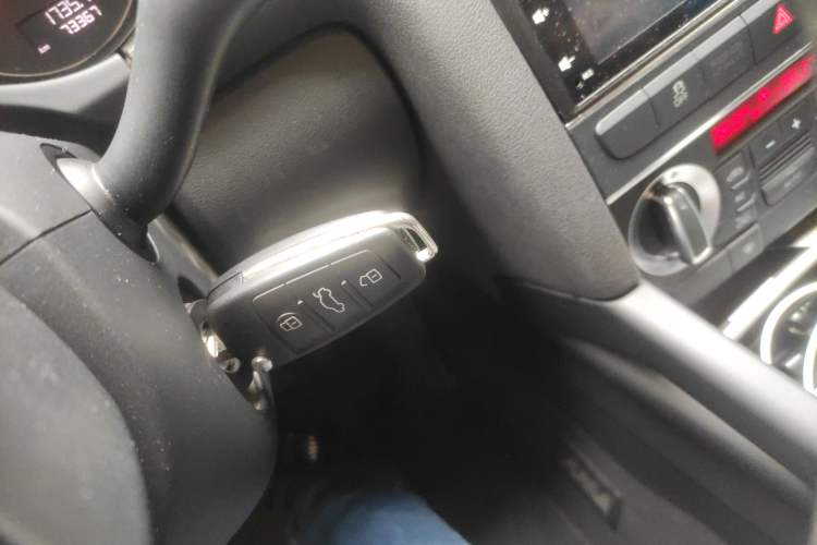 Used Audi A3 2013 Sportback 30 TFSI Comfort Model Vehicle Key
